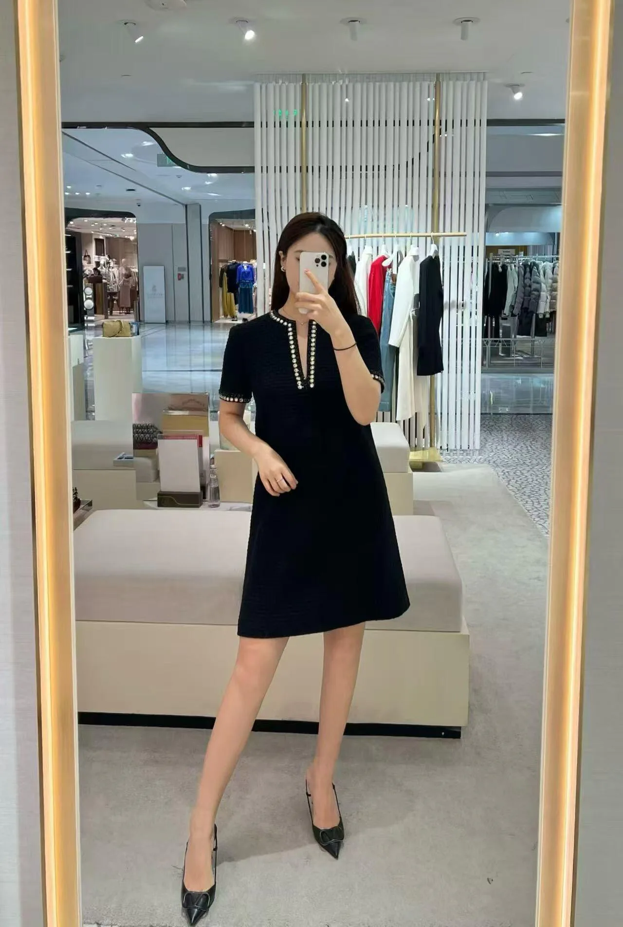 Платья Женские Chanel 1600543