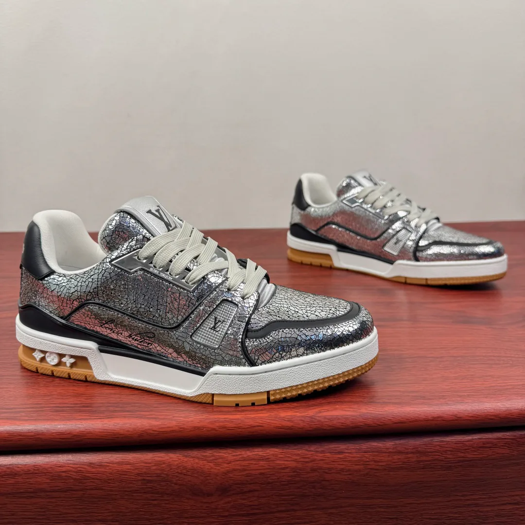 Кроссовки Мужские Louis Vuitton 4542359