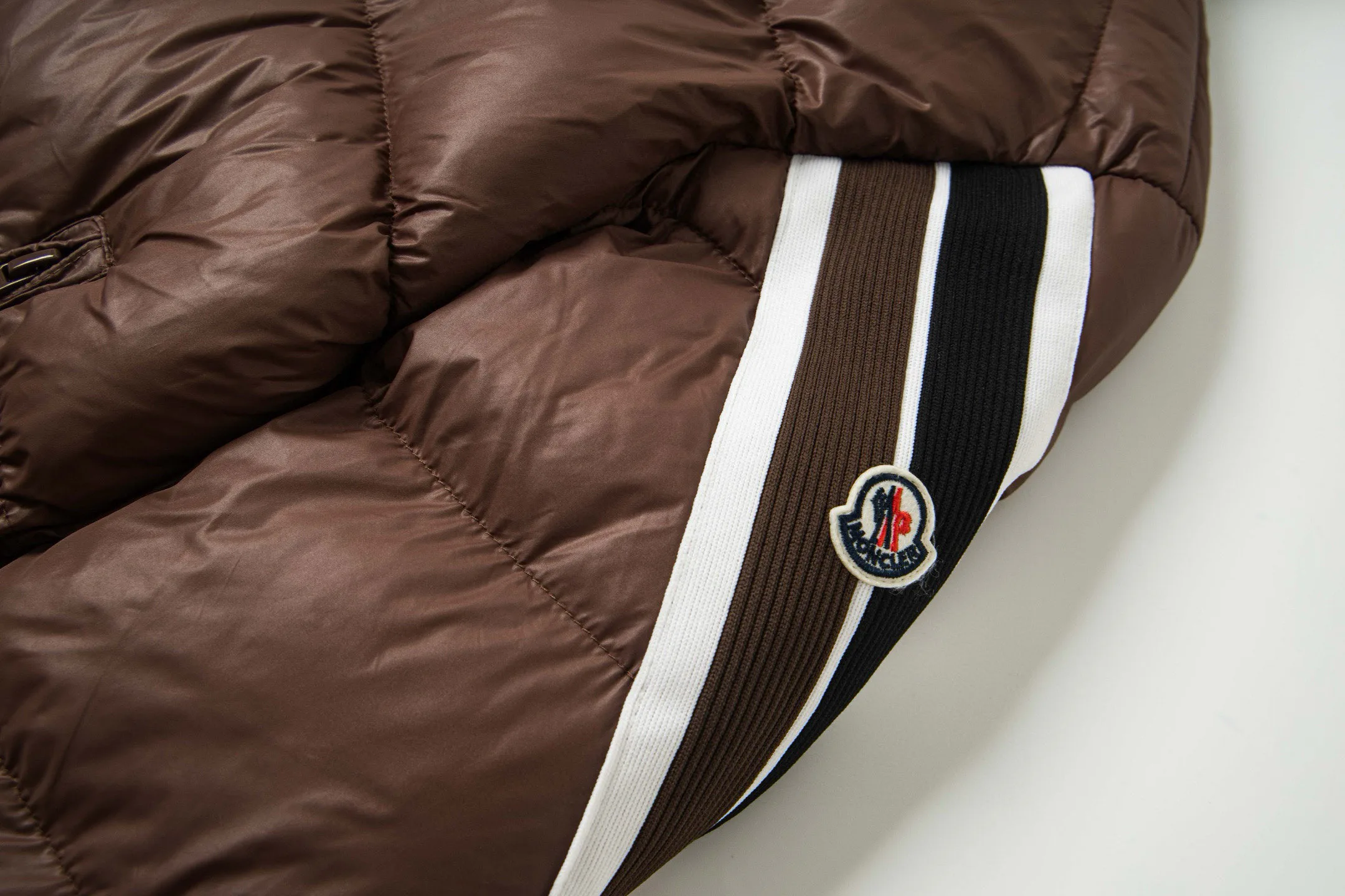 Куртки И Пуховики Женские Moncler 5380531