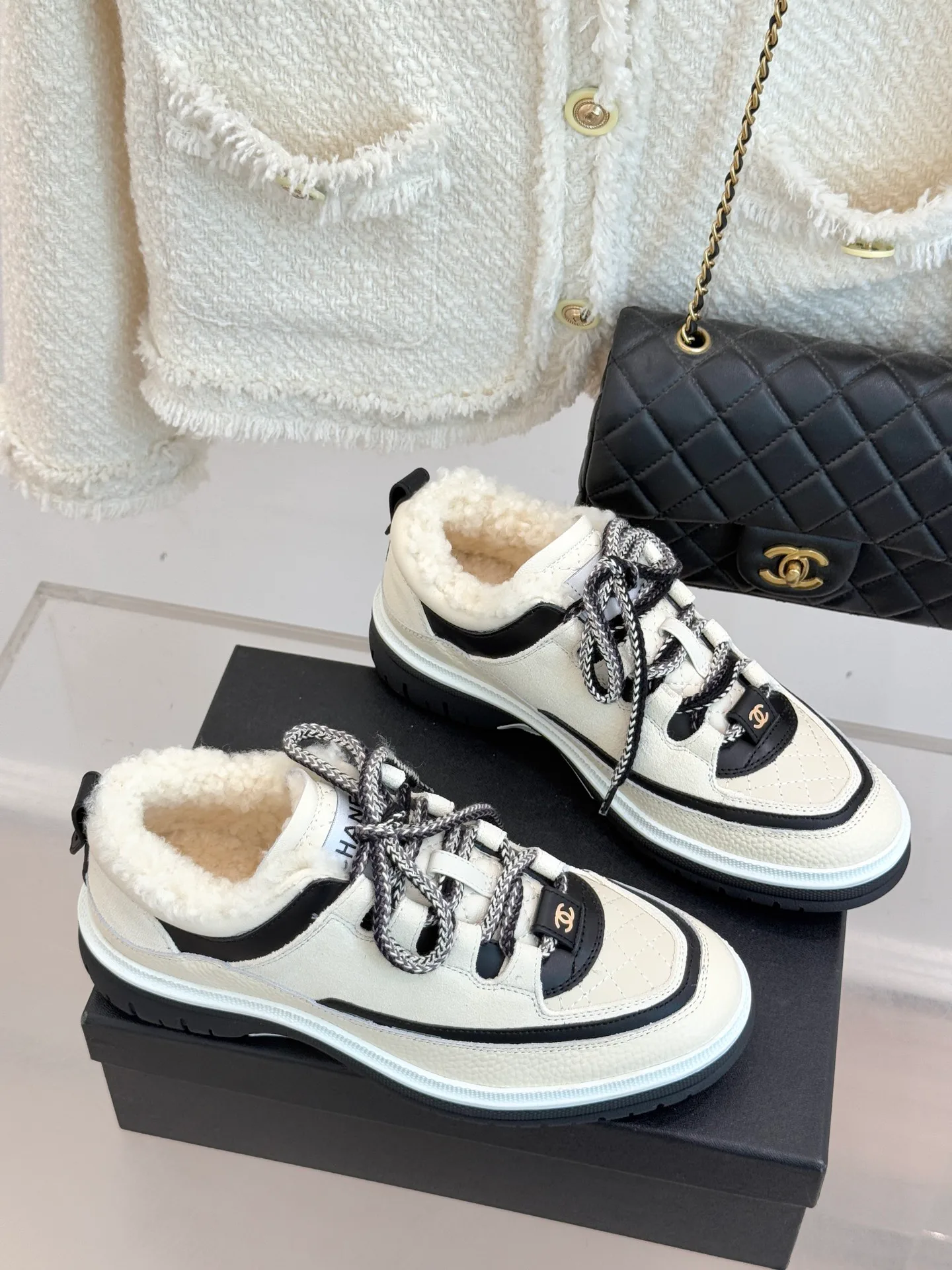 Кроссовки Женские Chanel 231662