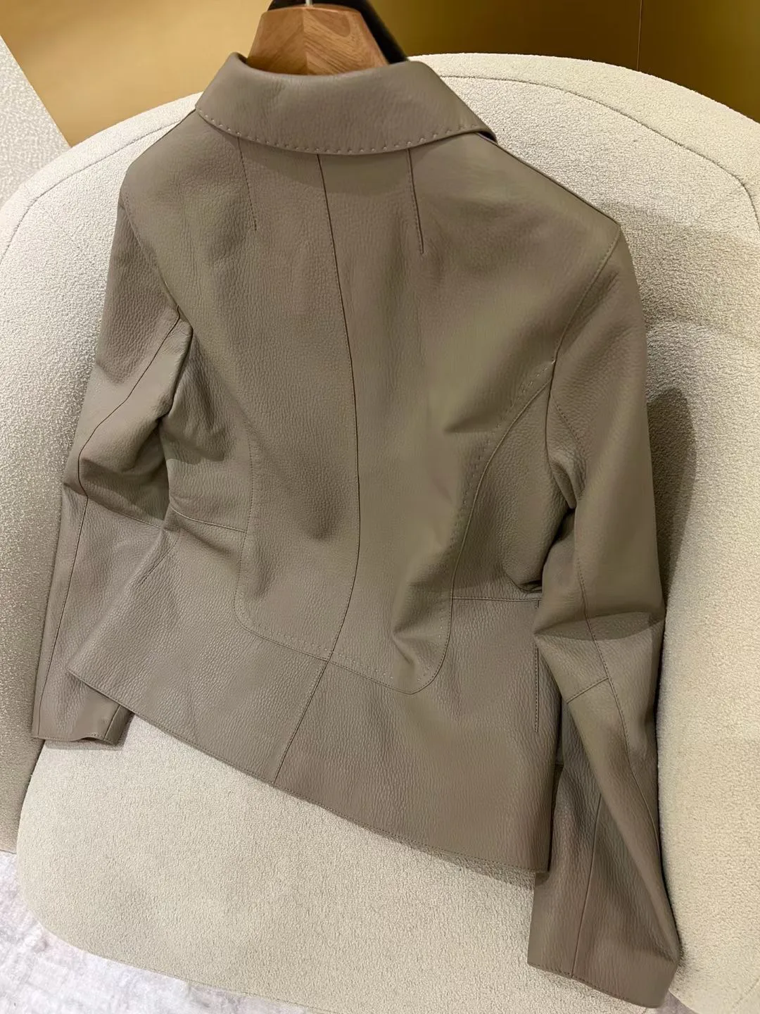 Кожаные Куртки И Дублёнки Женские Hermes 11698015