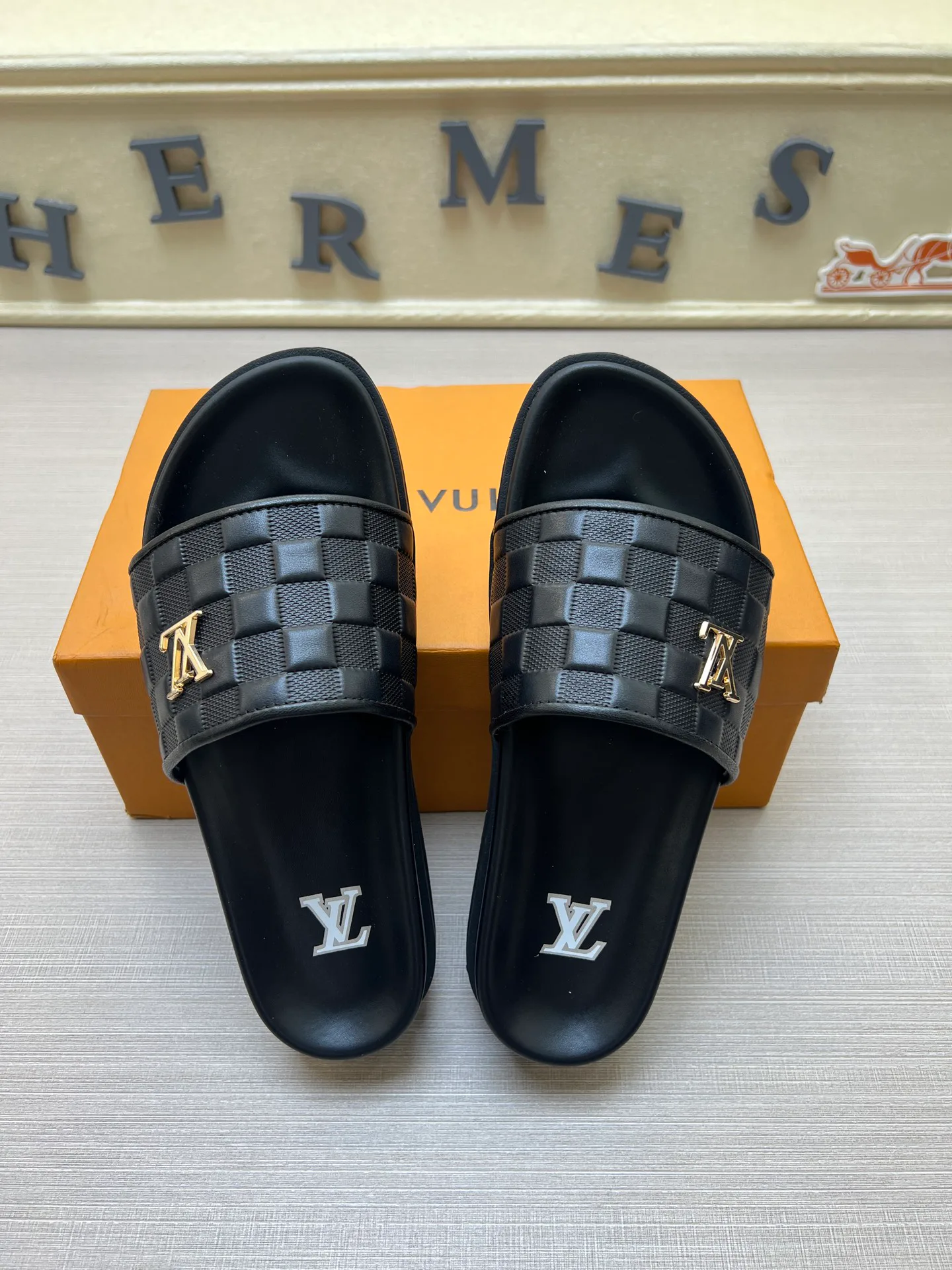 Шлепанцы Мужские Louis Vuitton 30513