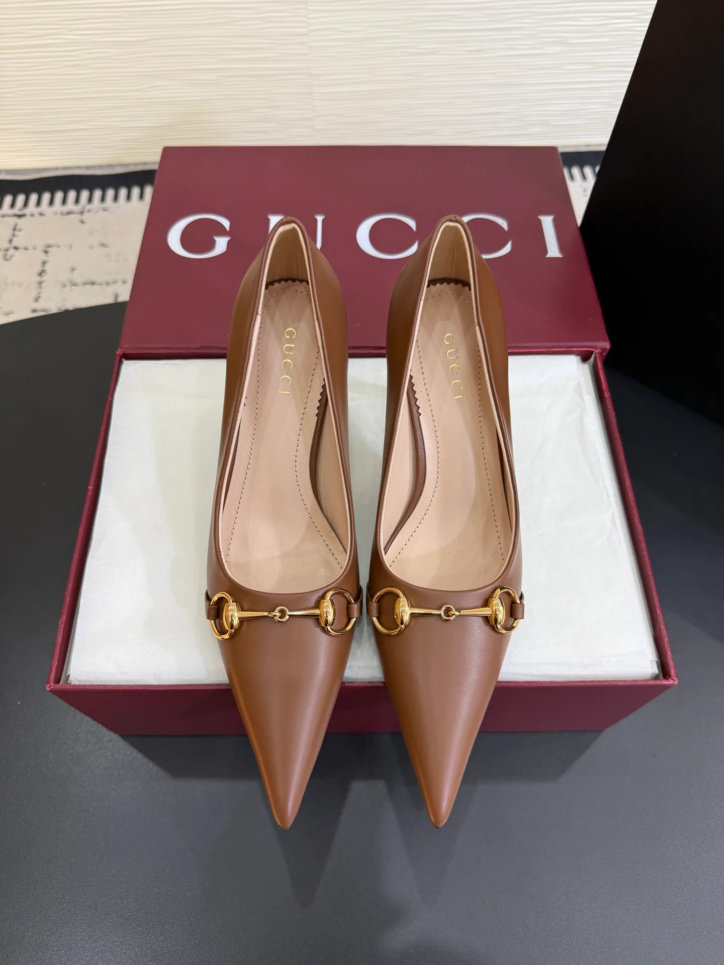 Туфли Женские Gucci 18444620