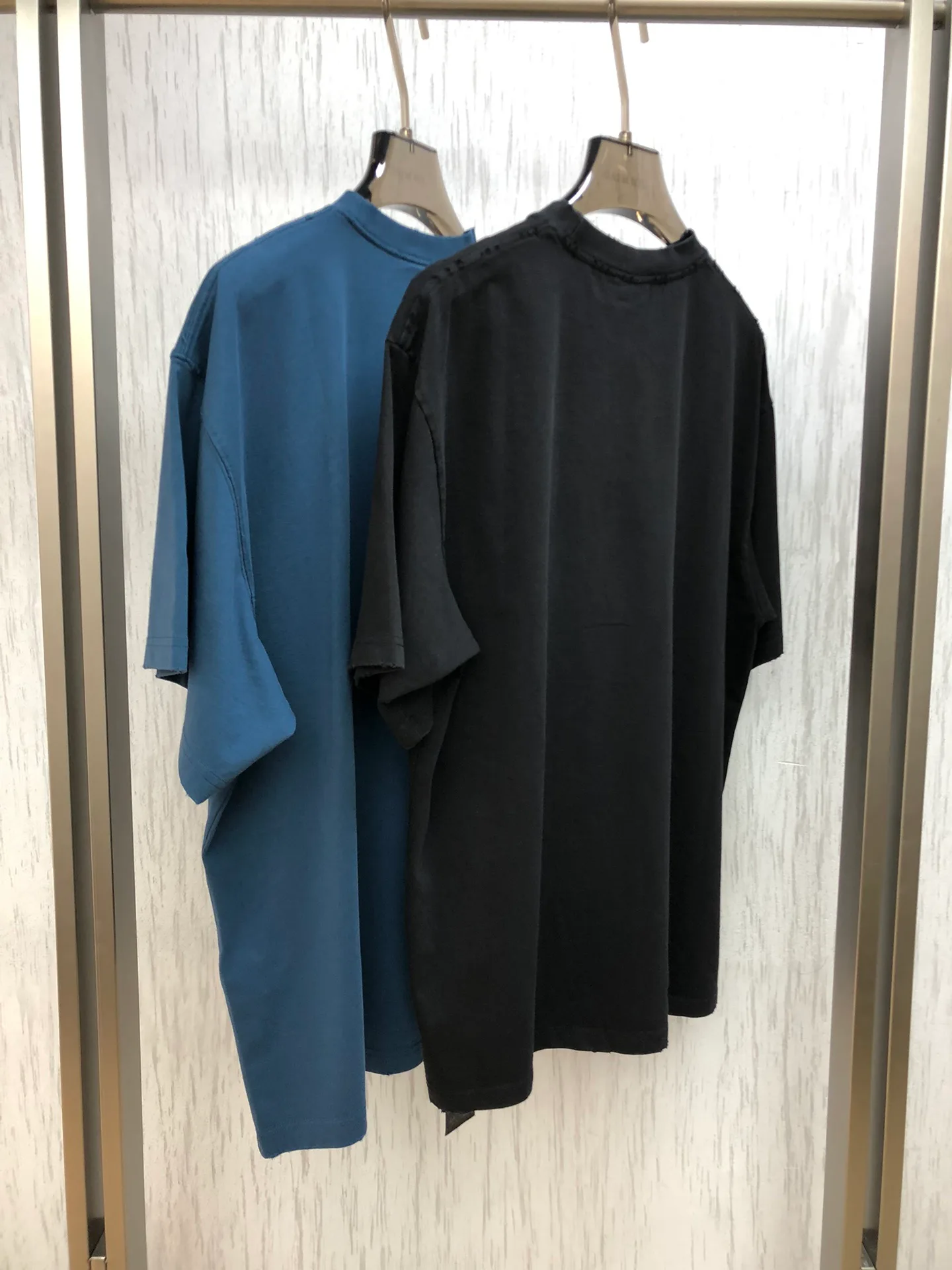 Футболки Женские Balenciaga 33359