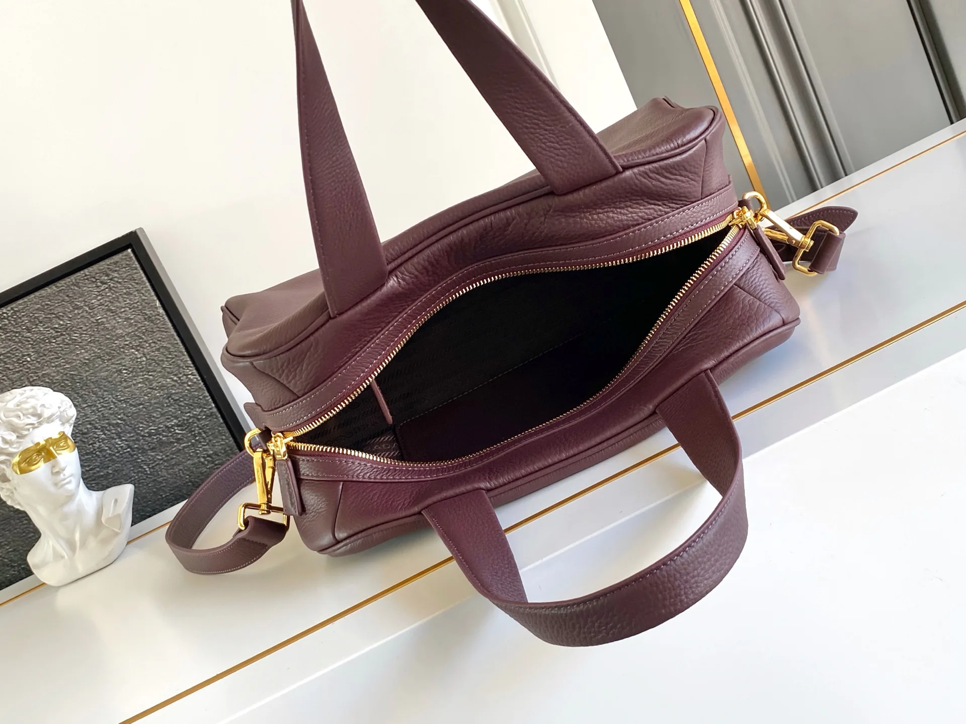 Классические Сумки Женские Prada 1390438