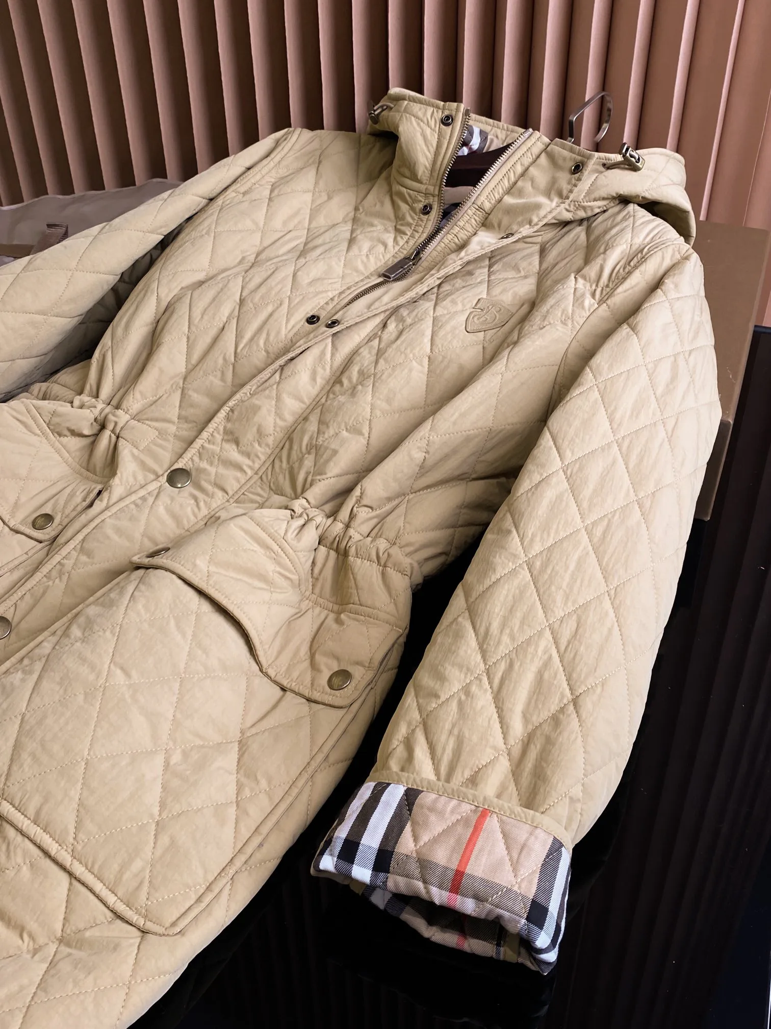 Куртки И Пуховики Женские Burberry 18206350