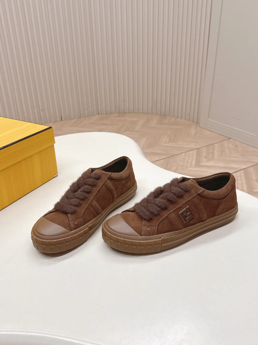 Кеды Женские Fendi 490307