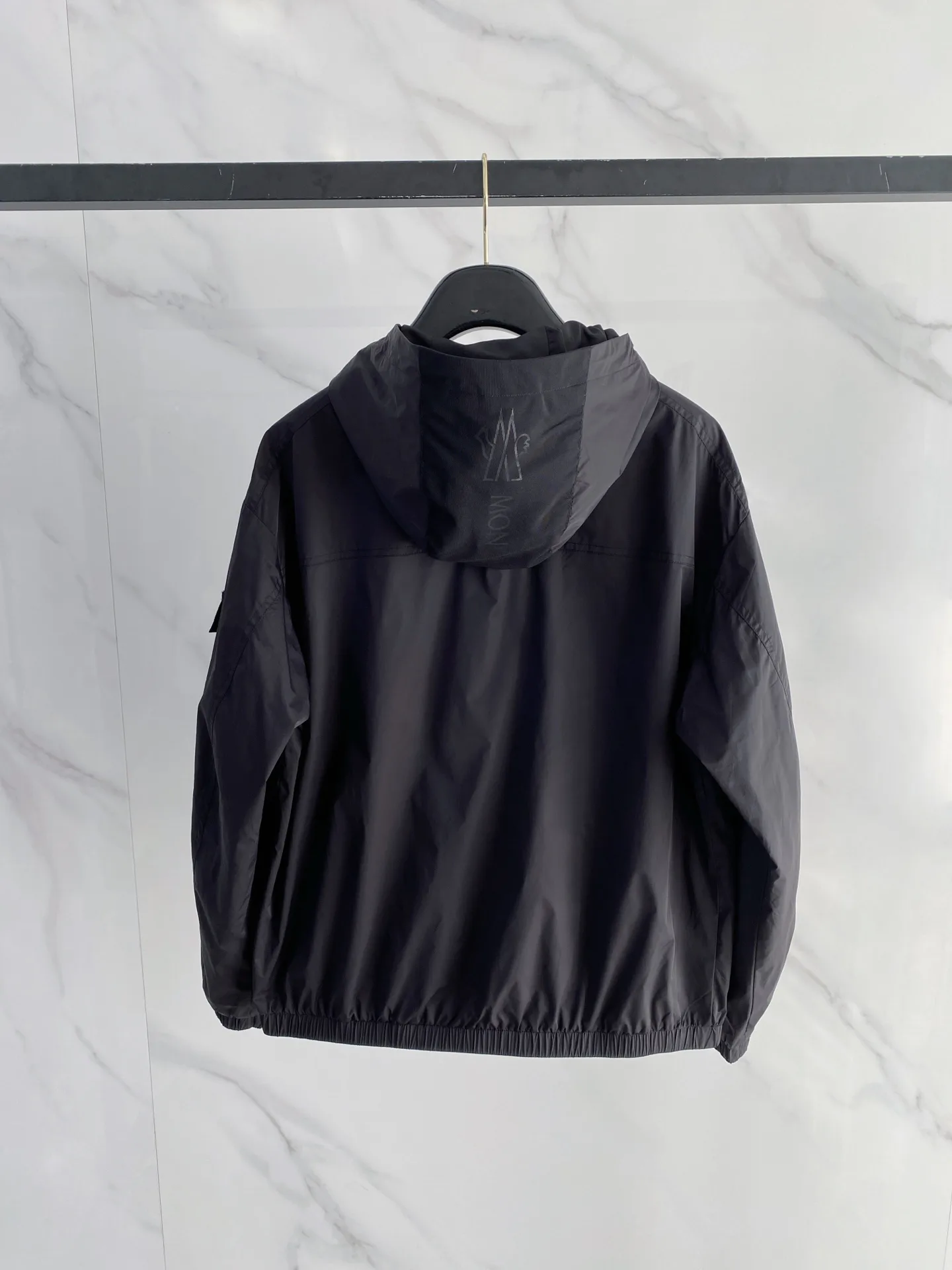 Куртки И Пуховики Мужские Moncler 11664835