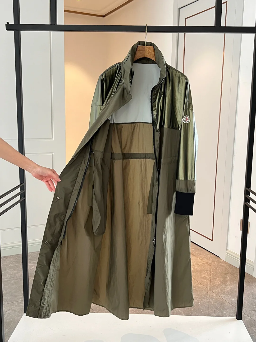 Куртки И Пуховики Женские Moncler 11489414