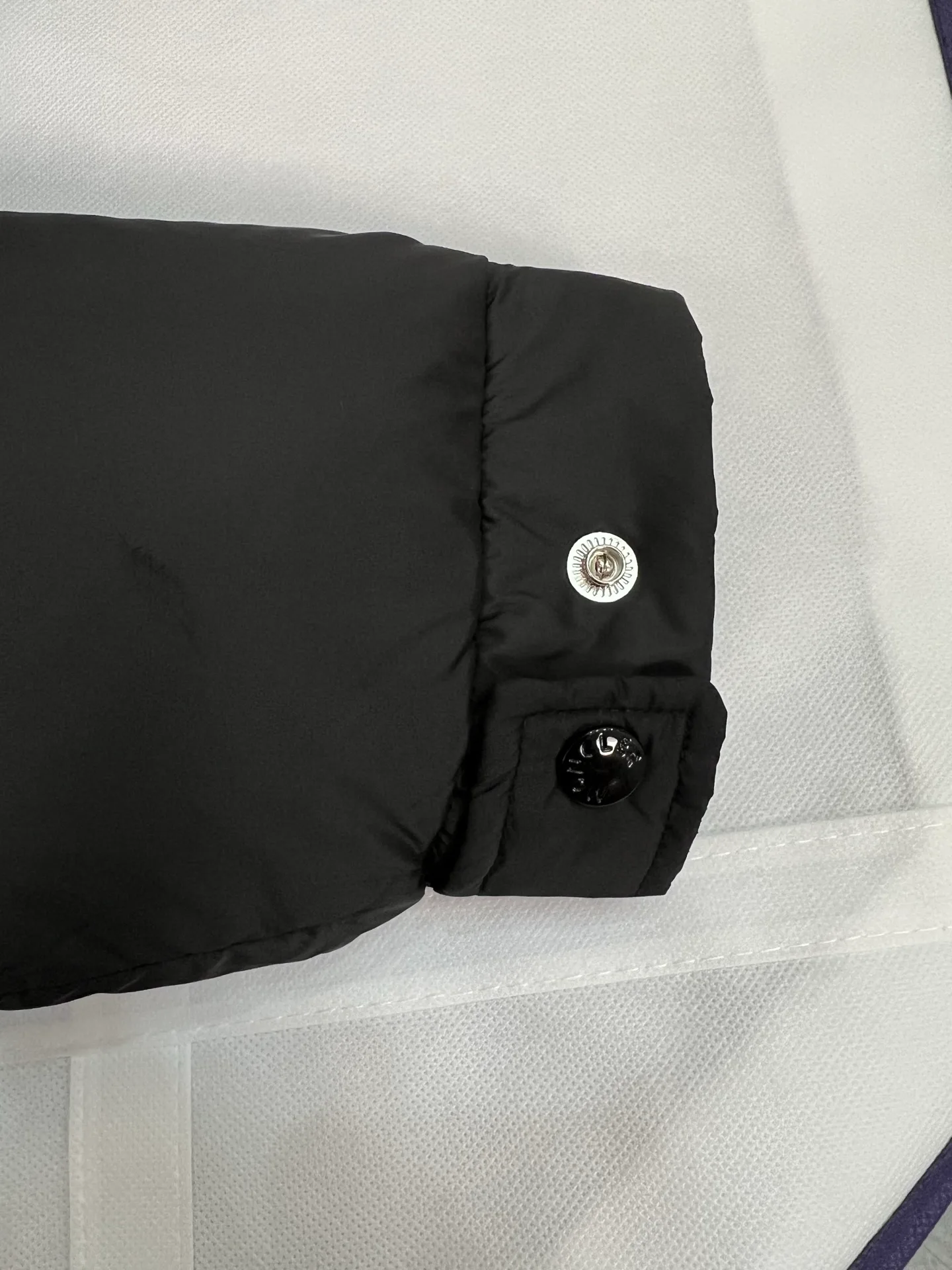 Куртки И Пуховики Женские Moncler 18599881