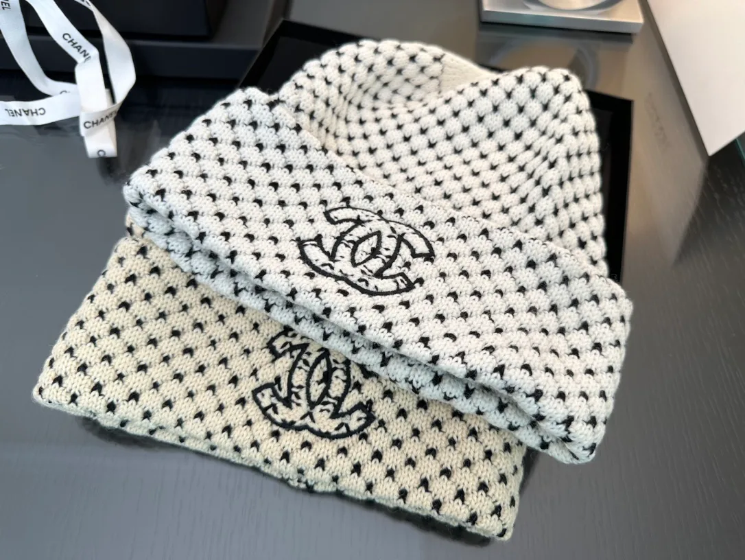 Головные Уборы Chanel 3897255