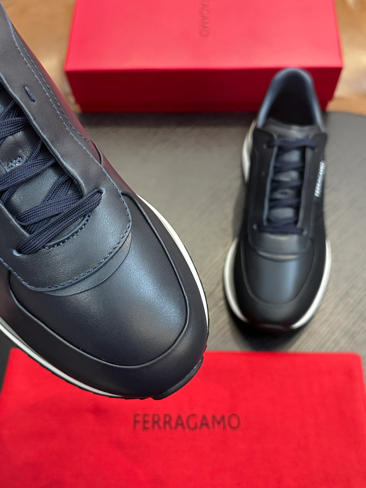 Кроссовки Мужские Salvatore Ferragamo 494299