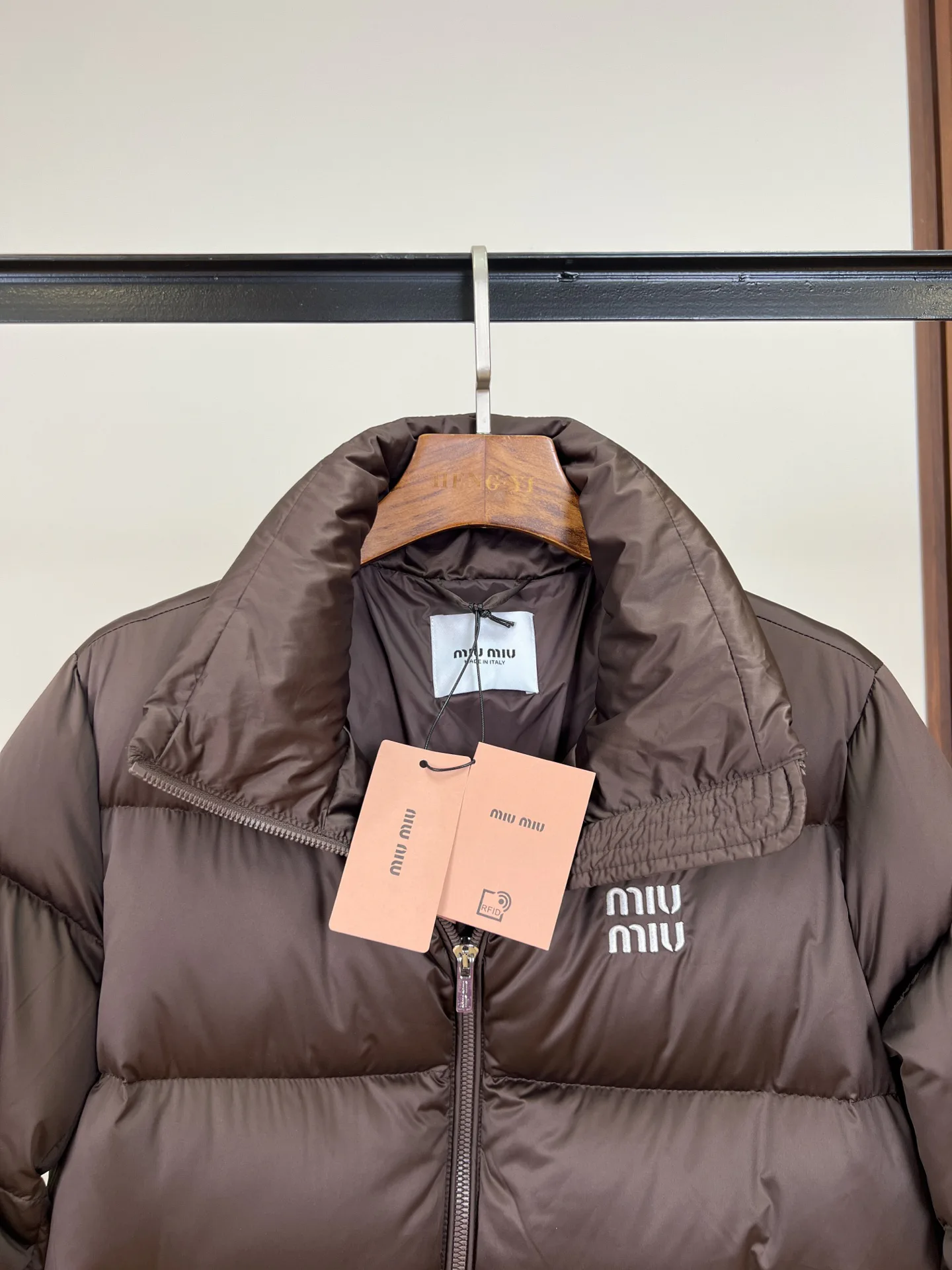Куртки И Пуховики Женские Miu Miu 17964794