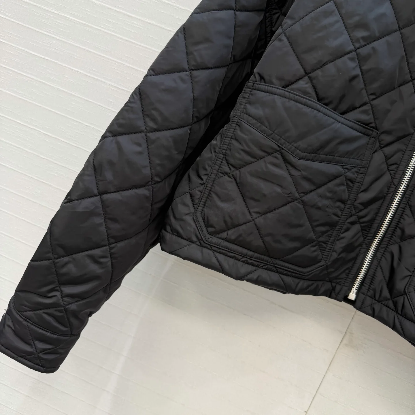 Куртки И Пуховики Женские Prada 18905010