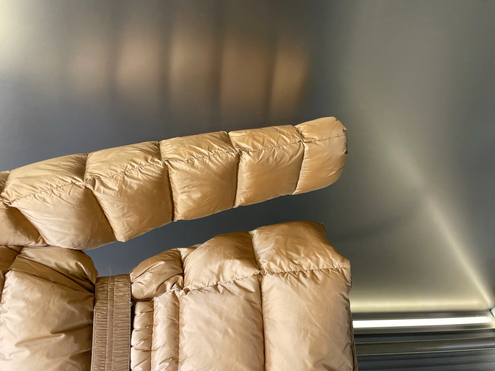 Куртки И Пуховики Женские Moncler 1041726