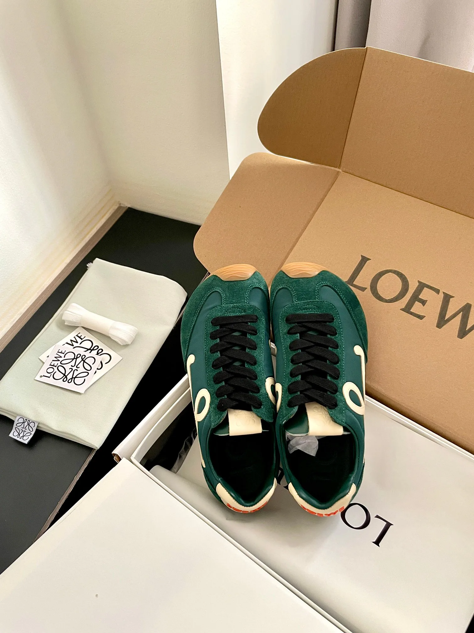 Кроссовки Женские Loewe 10822578