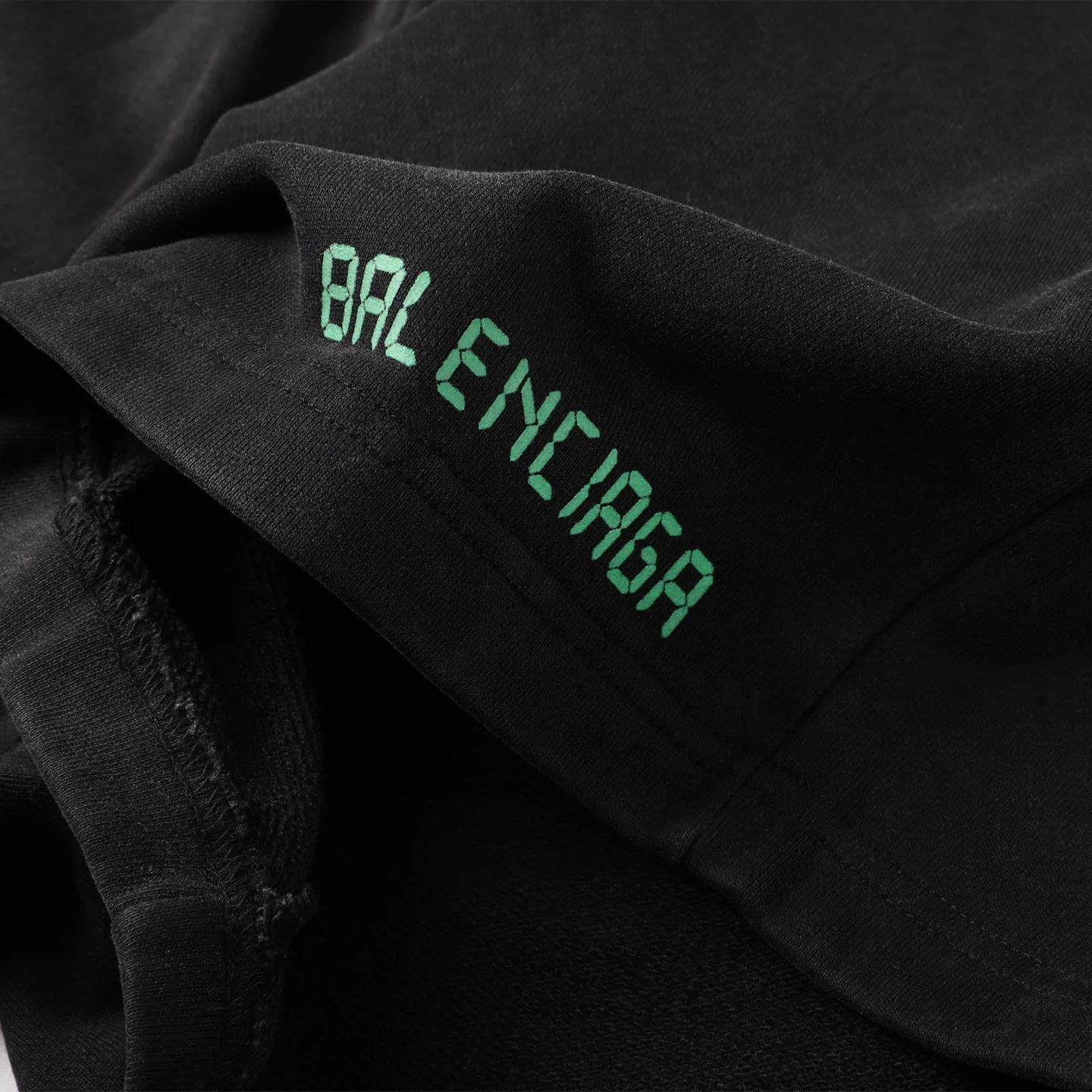 Шорты Женские Balenciaga 18190713