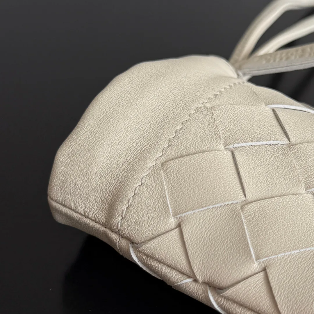 Клатчи Женские Bottega Veneta 471449