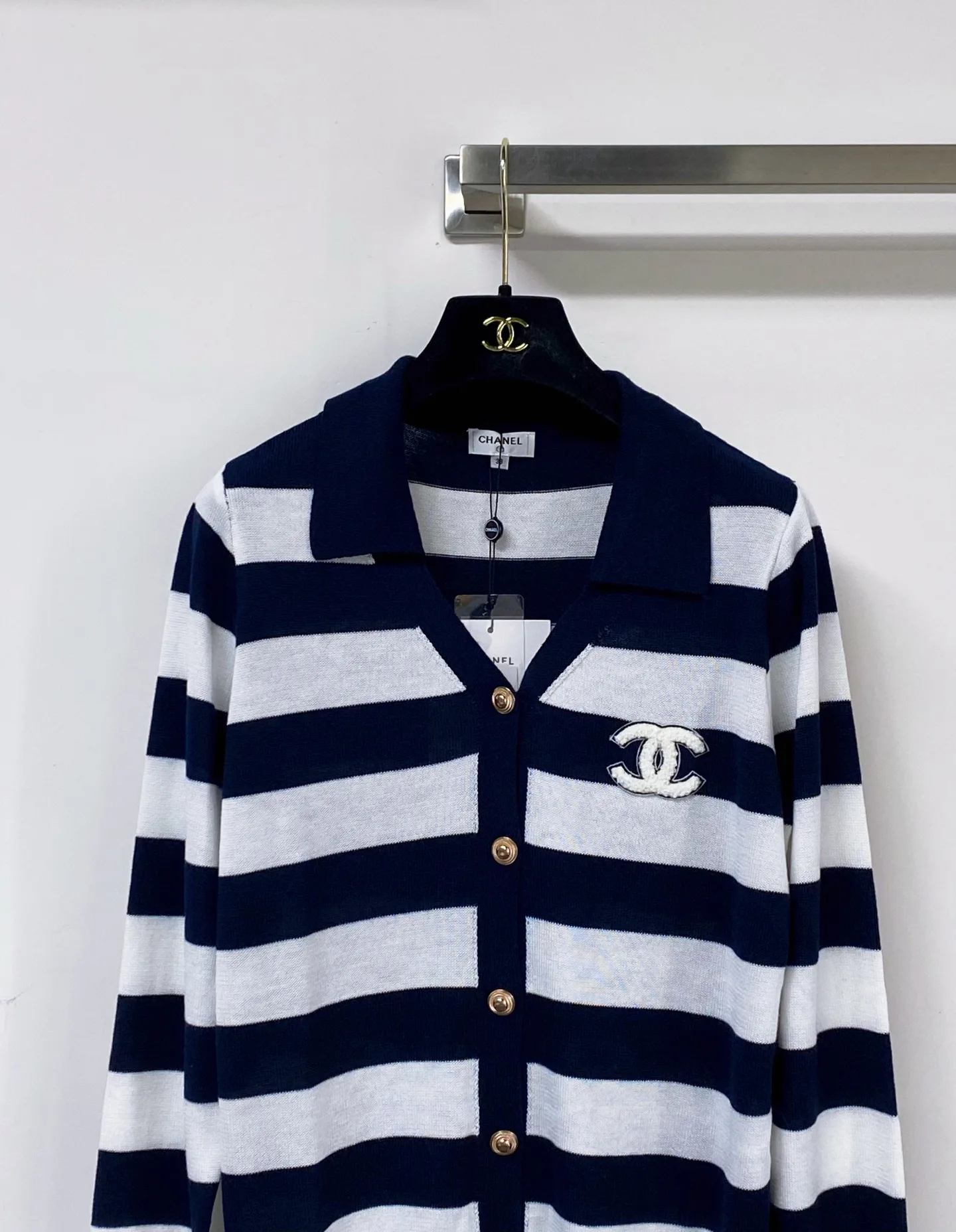 Джемперы И Свитеры Женские Chanel 18031363