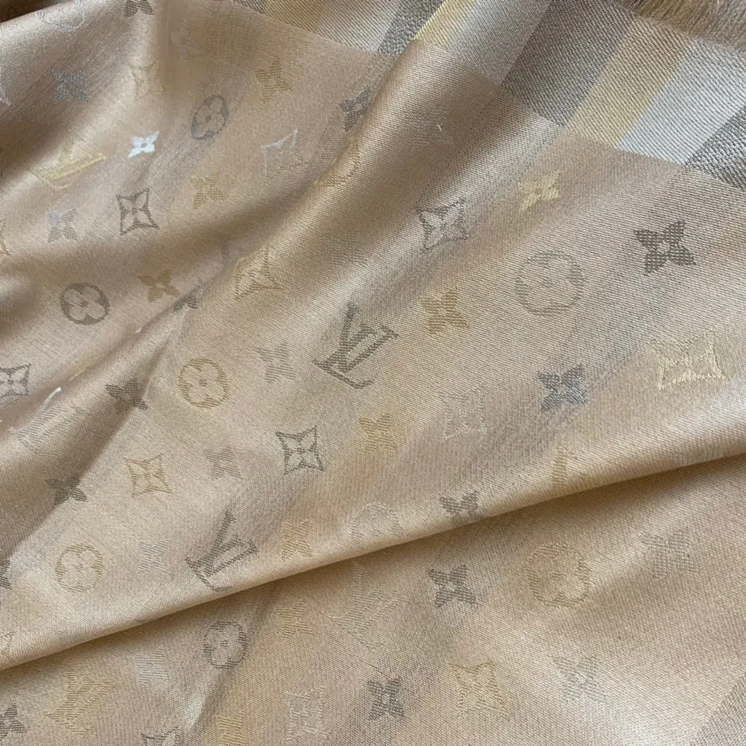 Шарфы Louis Vuitton 1880862