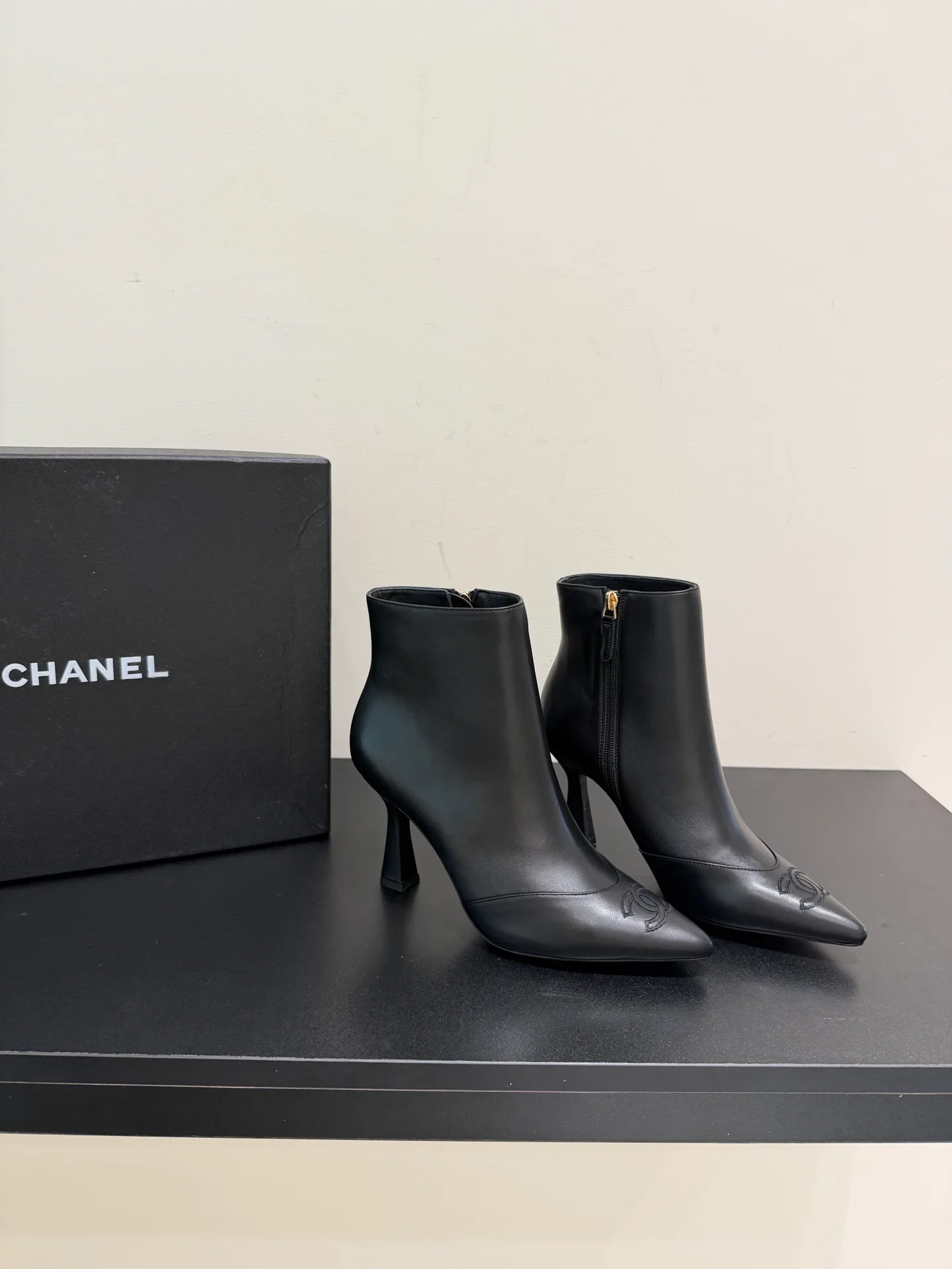Ботильоны Женские Chanel 18244925