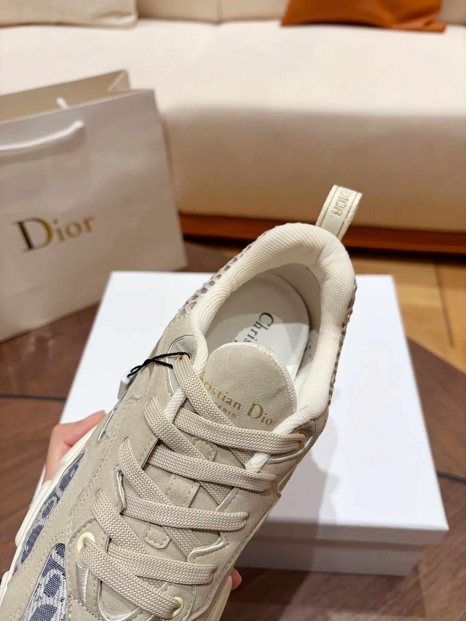 Кроссовки Женские Christian Dior 18740890
