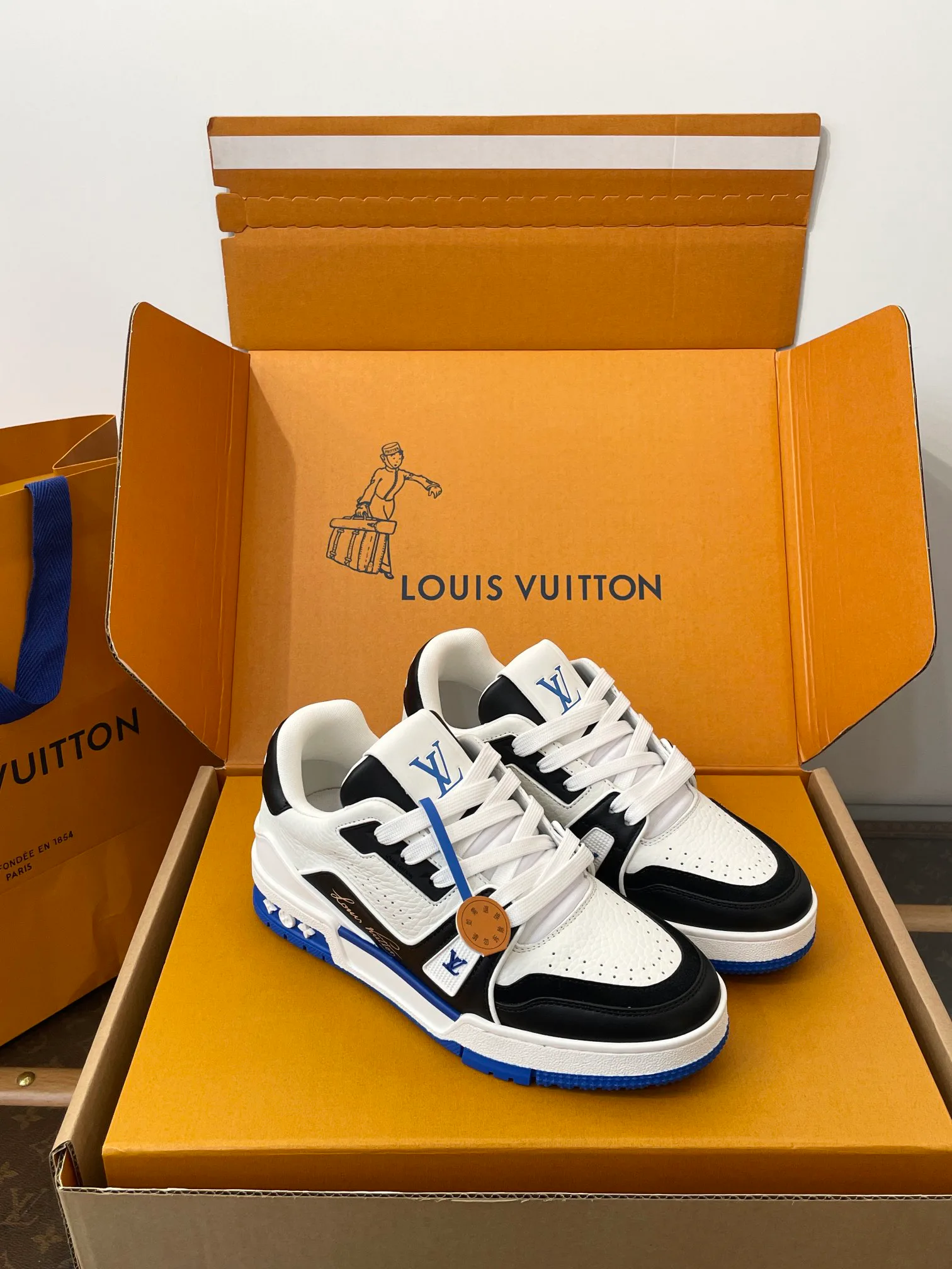 Кроссовки Женские Louis Vuitton 941174