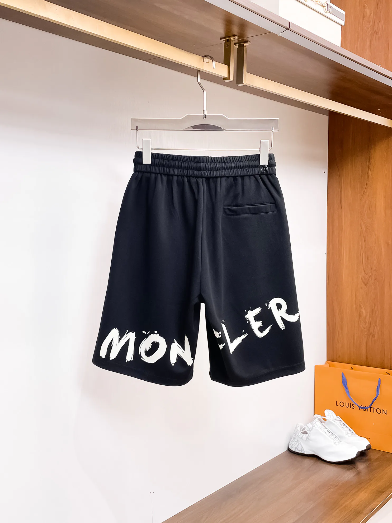 Шорты Мужские Moncler 13417630