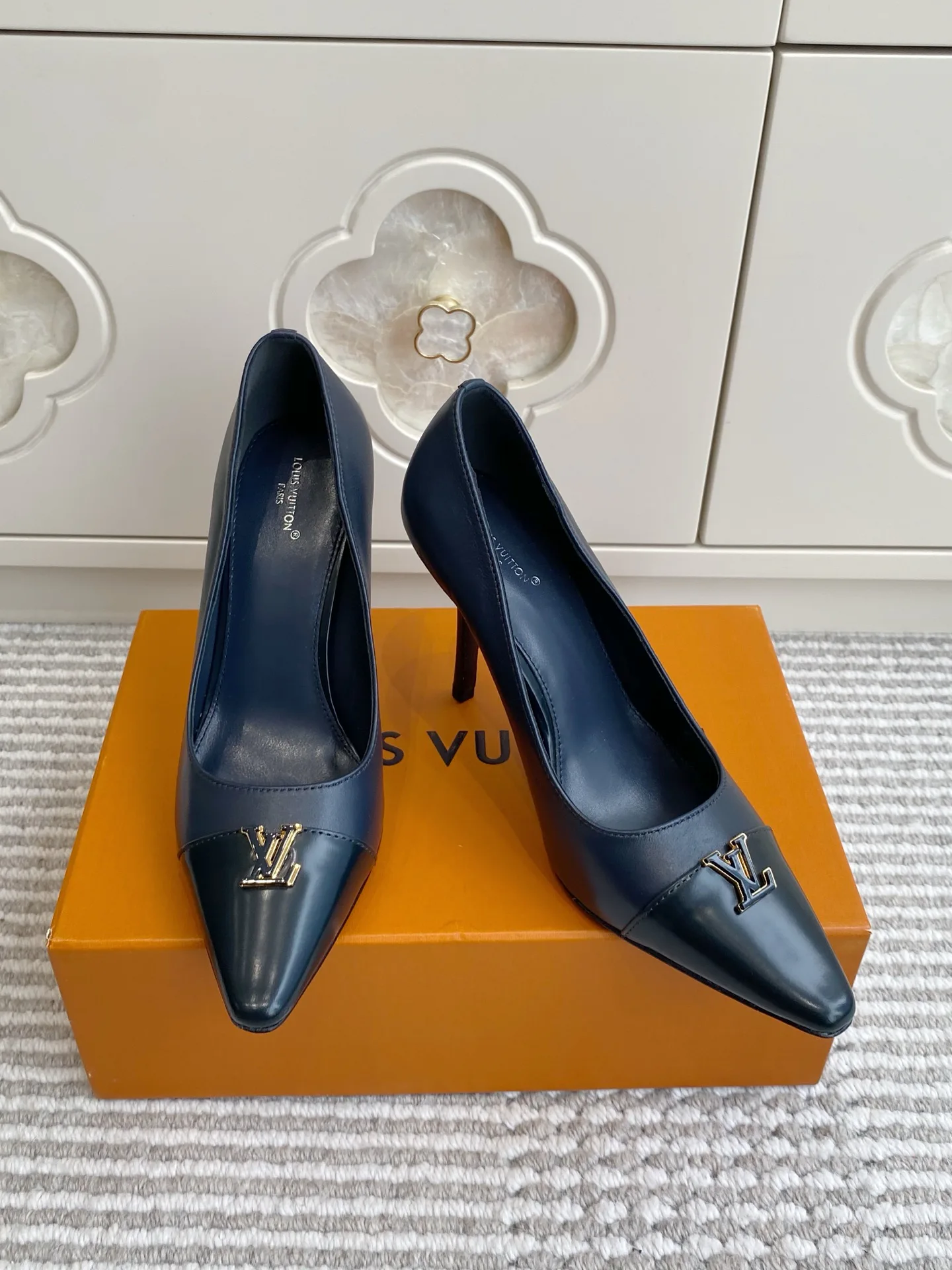 Туфли Женские Louis Vuitton 12779857