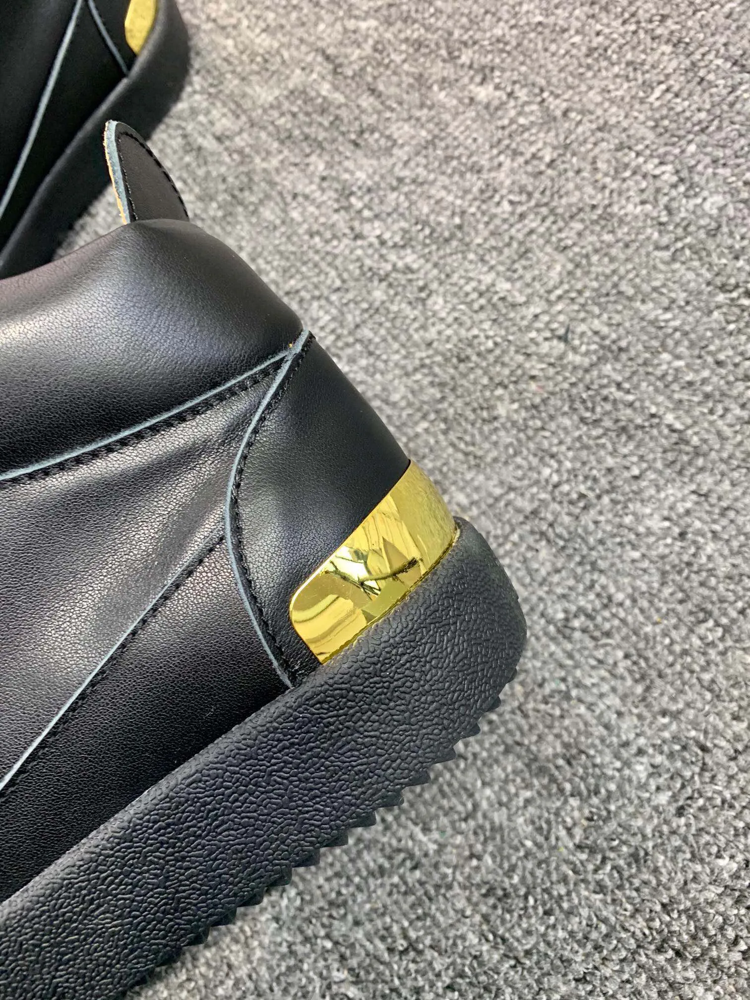 Кроссовки Мужские Giuseppe Zanotti 4193341