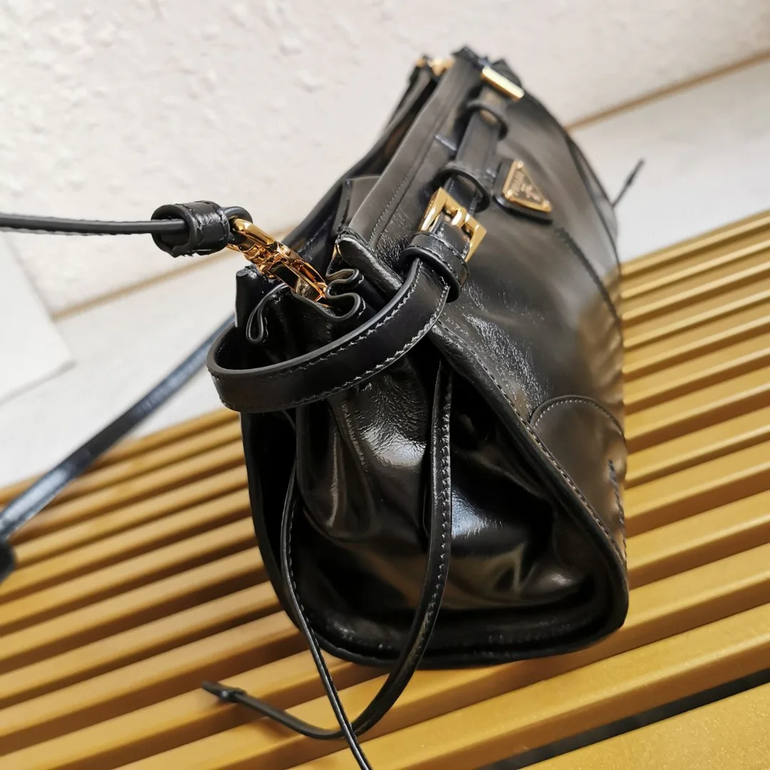 Сумки На Ремне Женские Prada 10644764