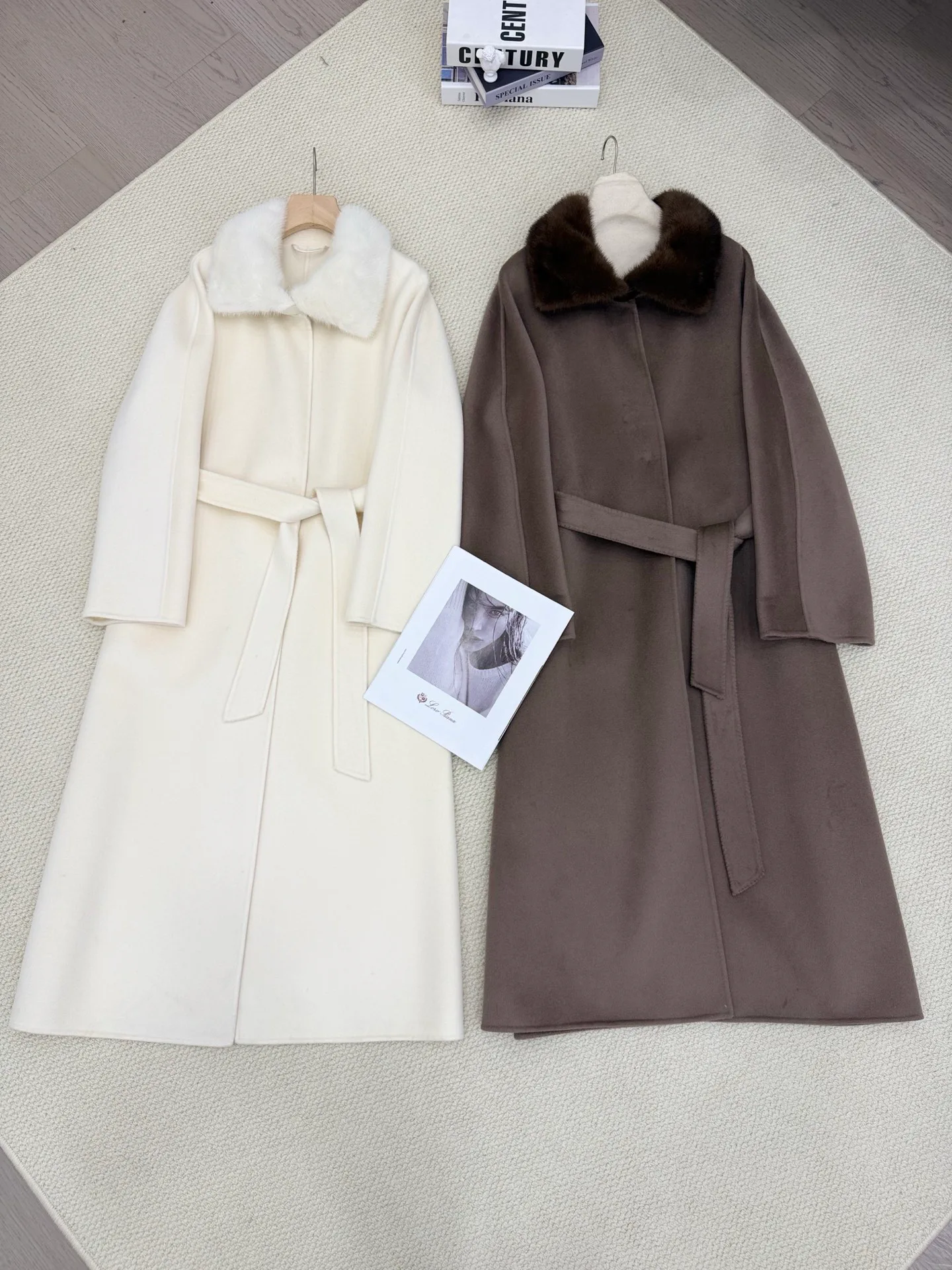 Пальто Женские Loro Piana 19092577