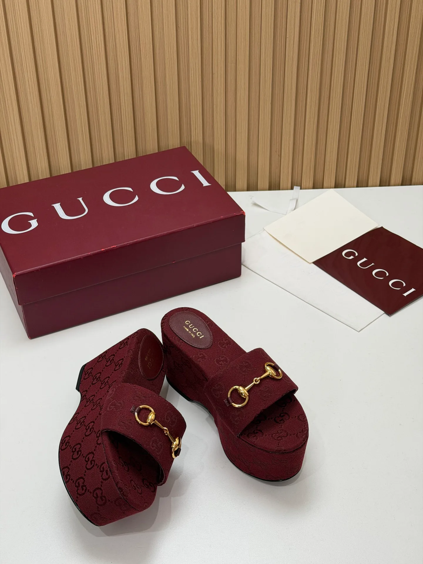 Босоножки Женские Gucci 17631675