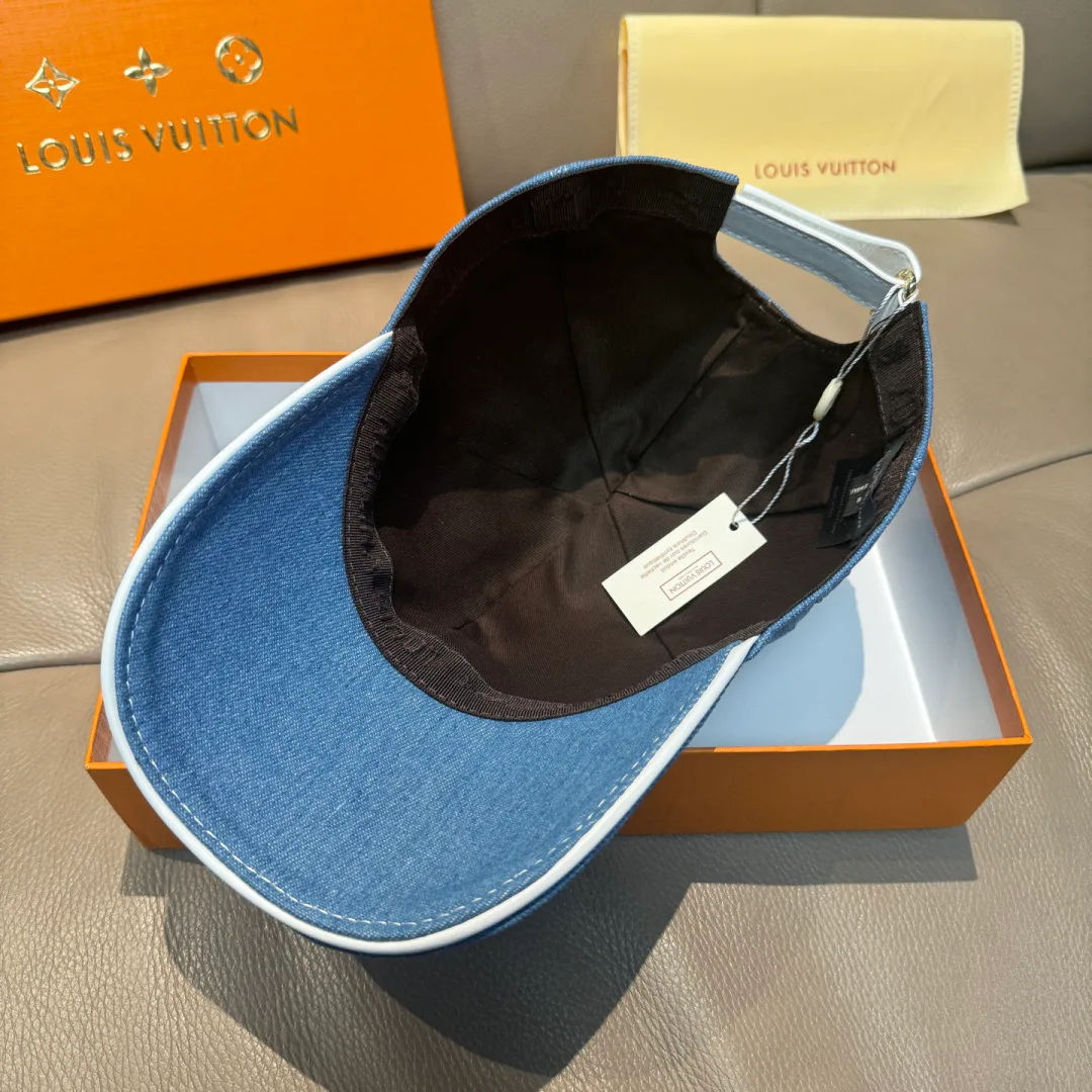 Головные Уборы Louis Vuitton 11529589