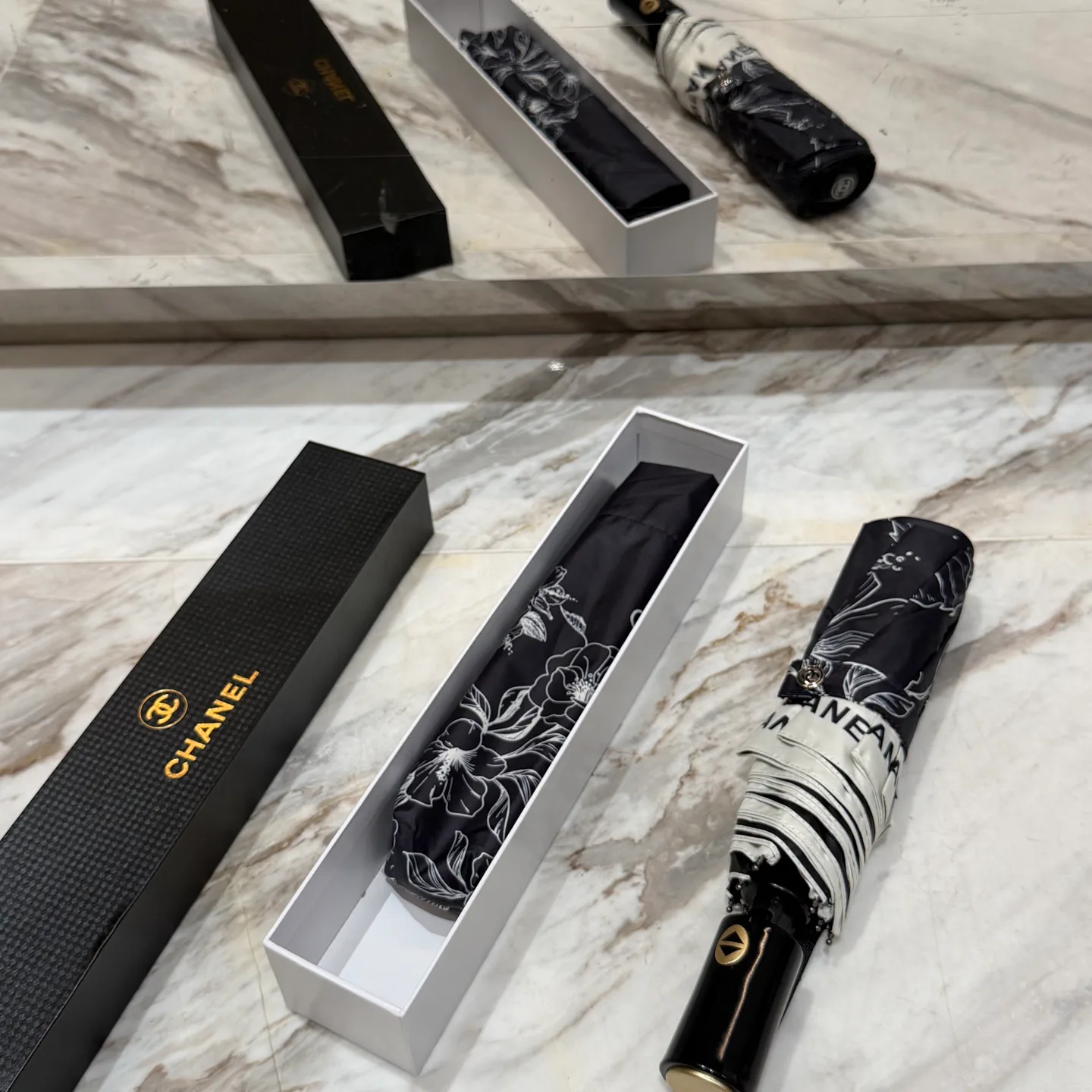 Зонты Chanel 13079161