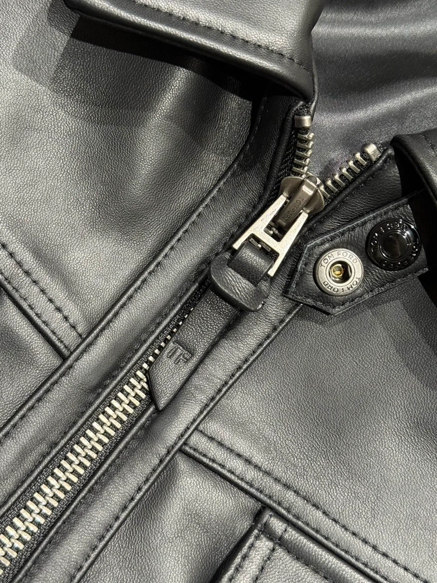 Кожаные Куртки И Дублёнки Мужские Tom Ford 5235503