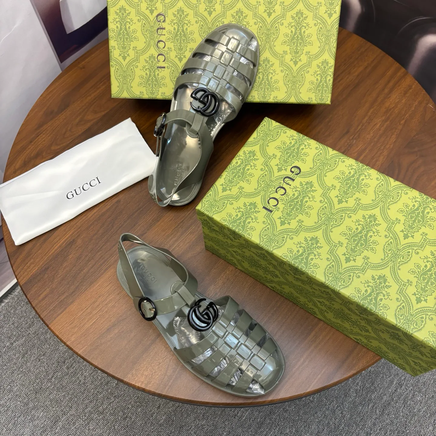 Сандалии Женские Gucci 493986