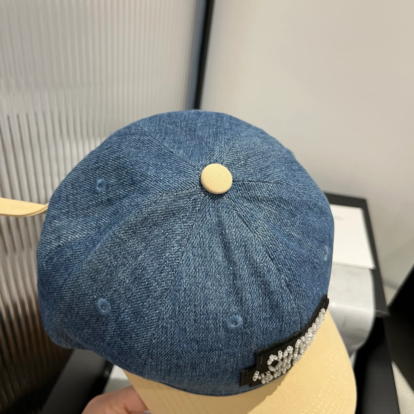 Головные Уборы Louis Vuitton 10874