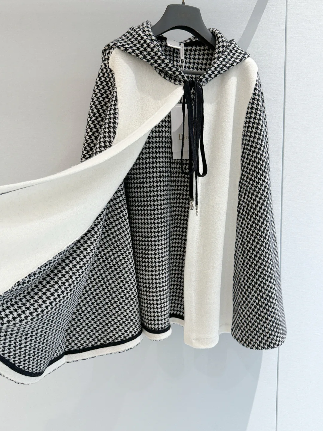 Пальто Женские Christian Dior 17380479
