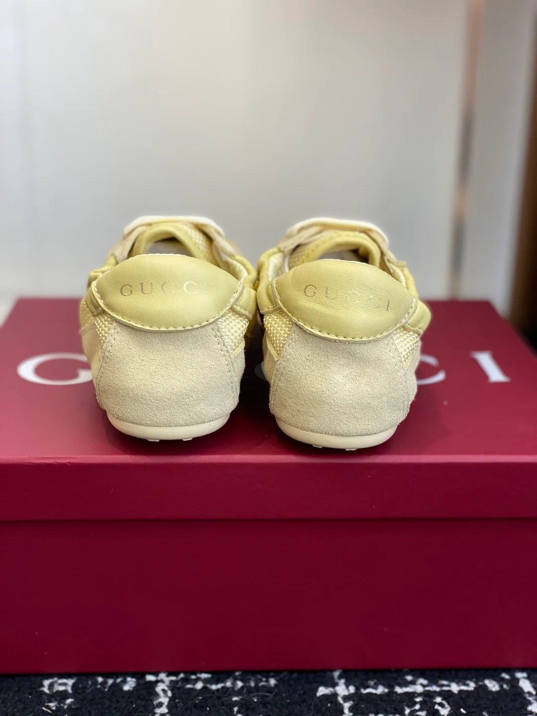 Кроссовки Женские Gucci 304069