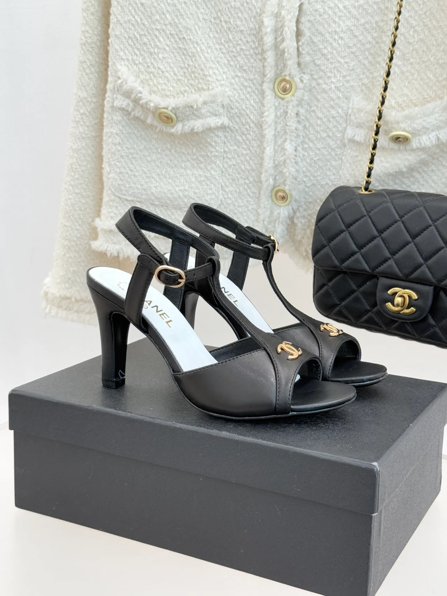 Босоножки Женские Chanel 11167402