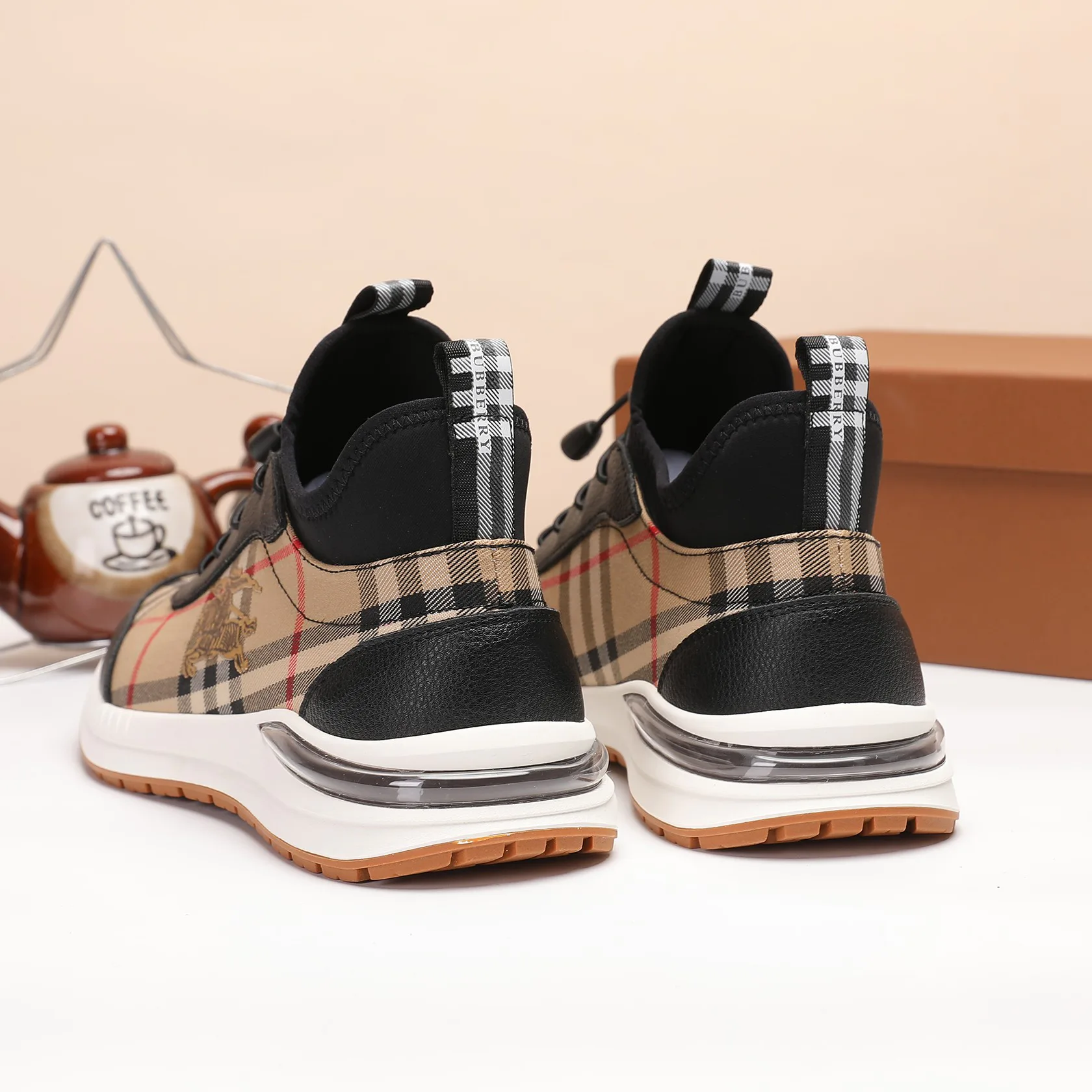 Кроссовки Мужские Burberry 1062429