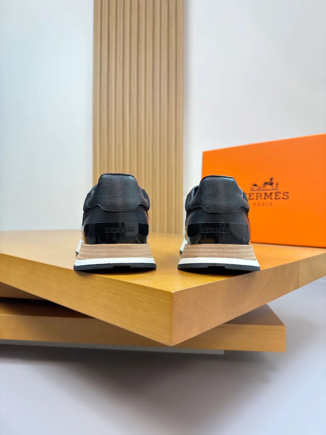 Кроссовки Мужские Hermes 2389649