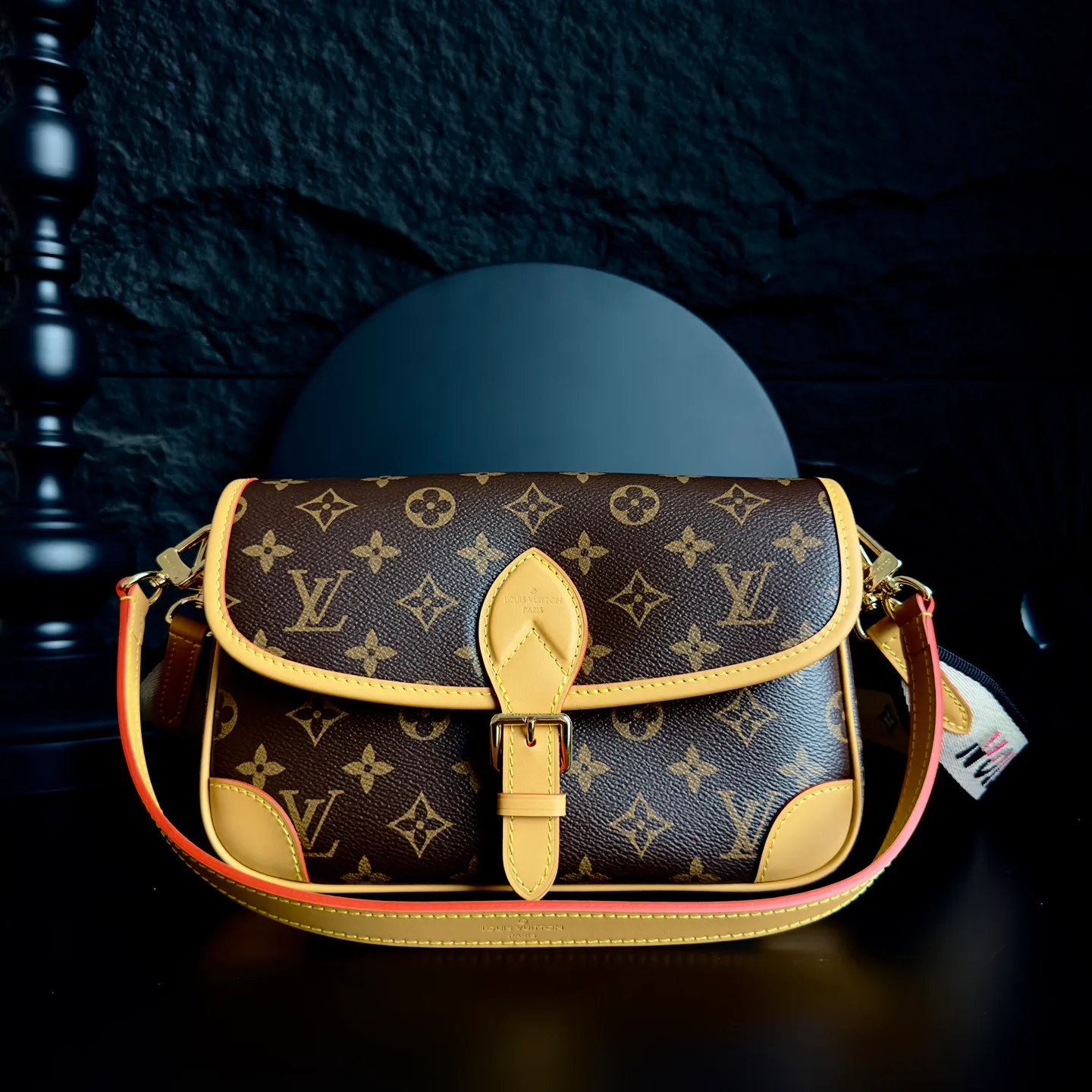 Классические Сумки Женские Louis Vuitton 11508439