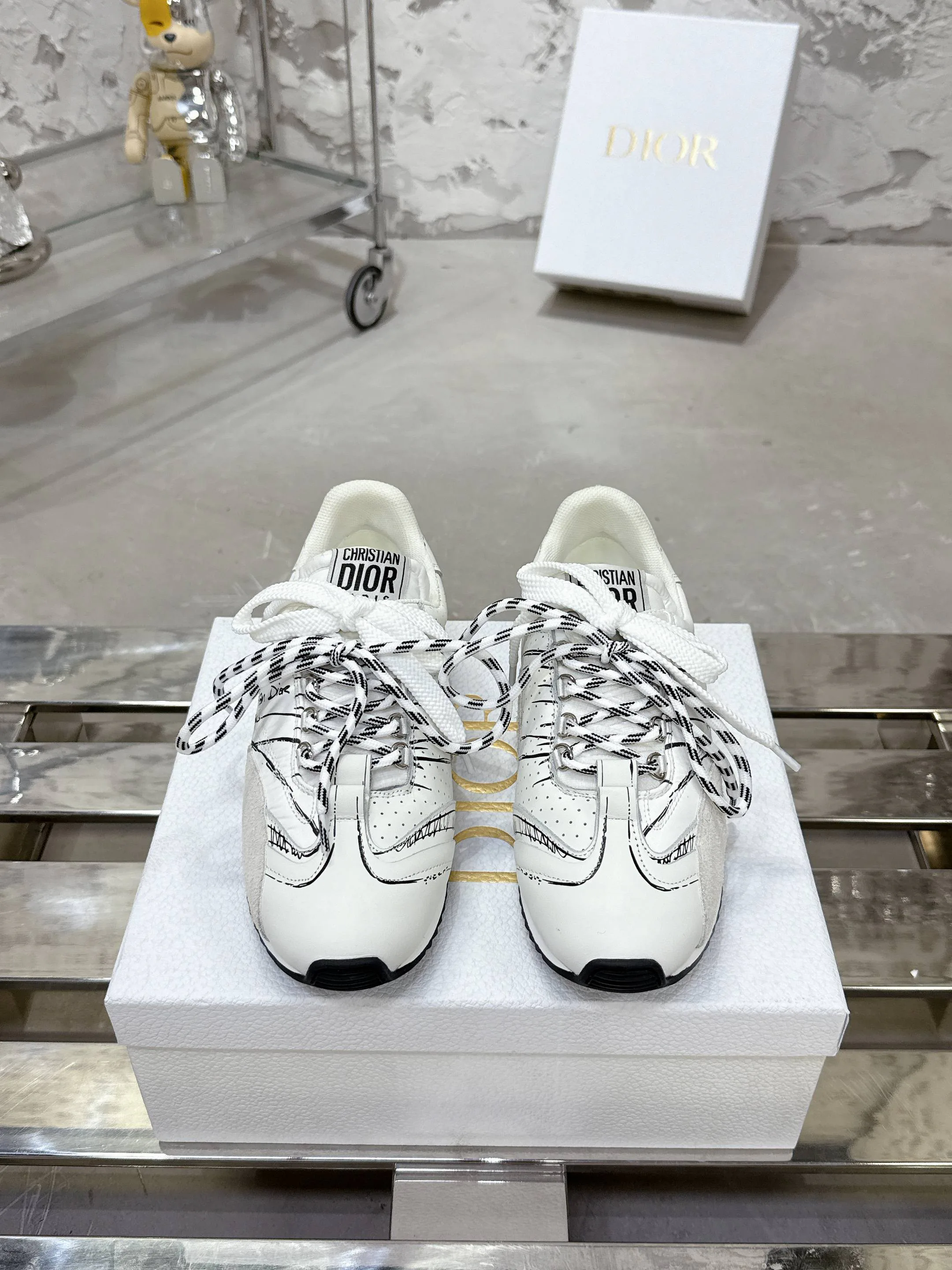 Кроссовки Женские Christian Dior 23330