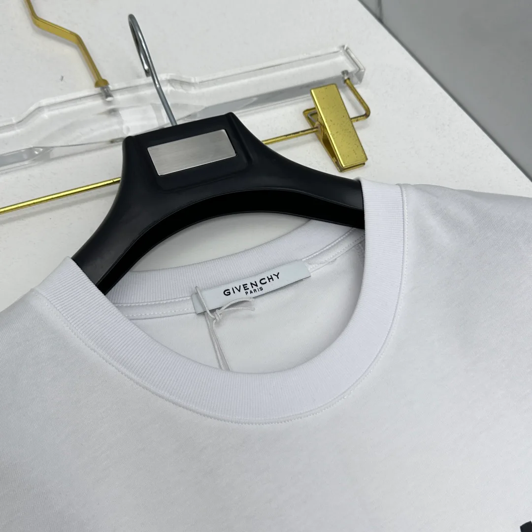 Футболки Женские Givenchy 13118854