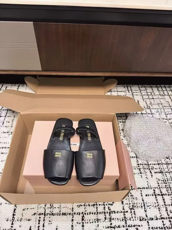 Шлепанцы Женские Miu Miu 31092