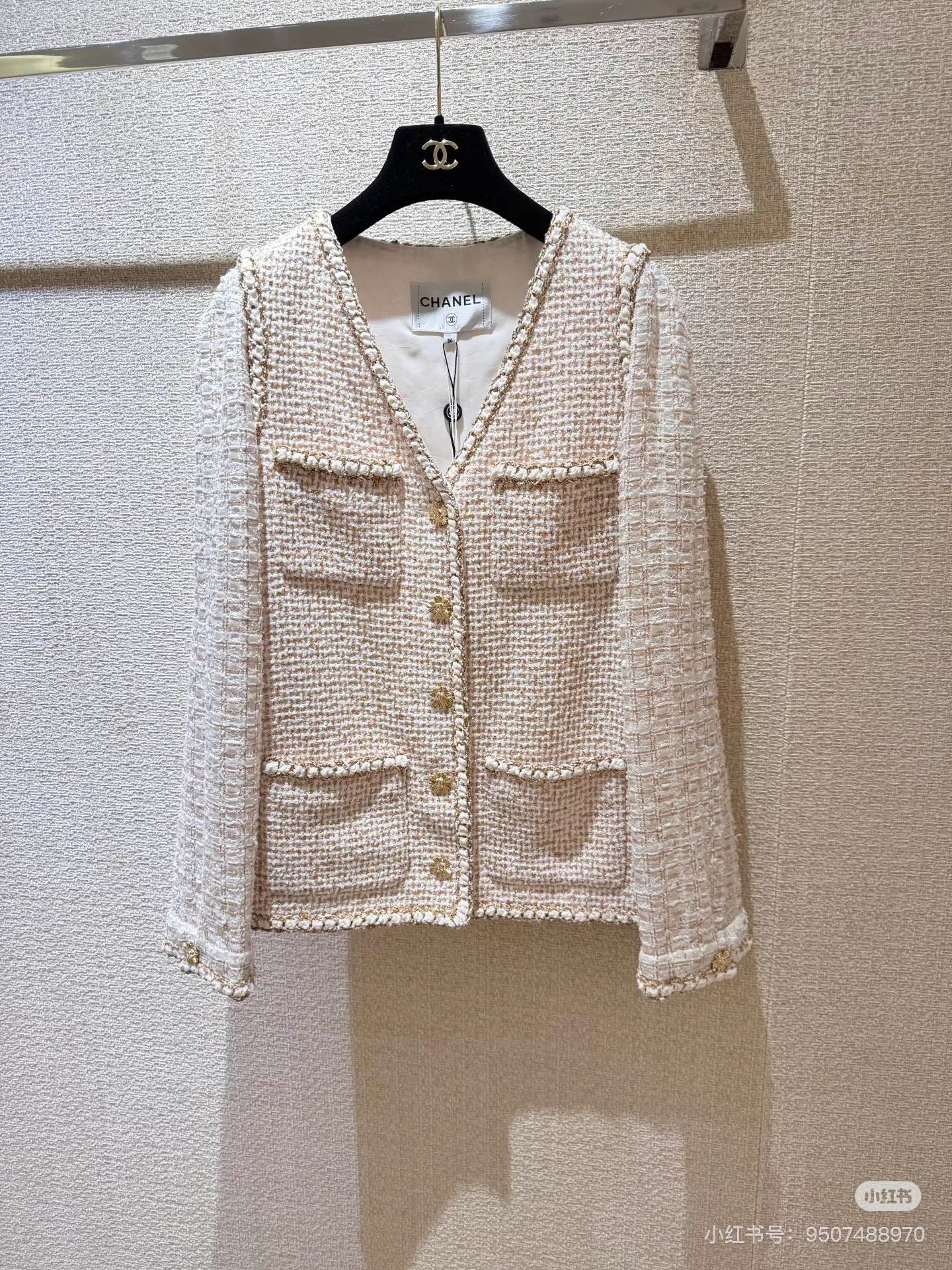 Куртки И Пуховики Женские Chanel 1846436