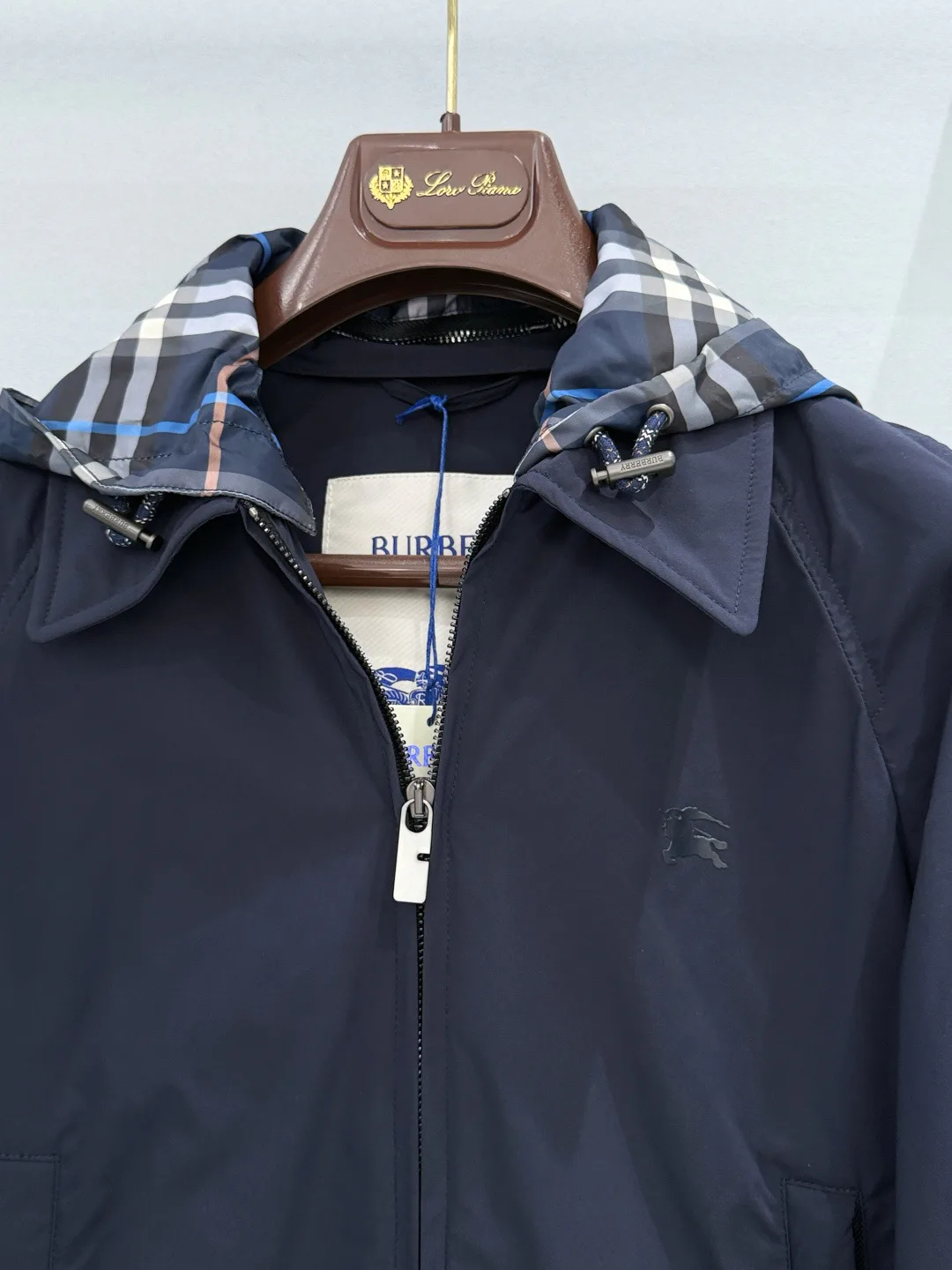 Куртки И Пуховики Женские Burberry 11435301