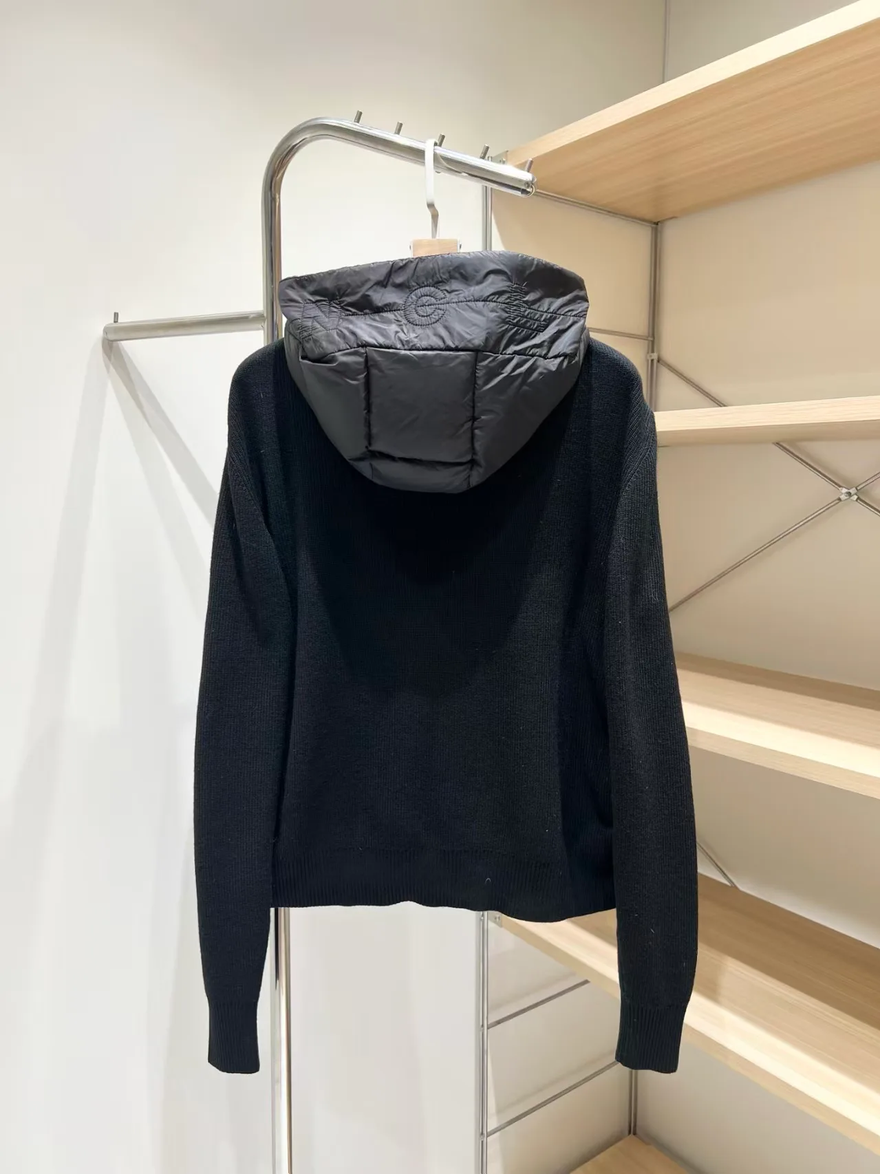 Куртки И Пуховики Женские Moncler 18131383